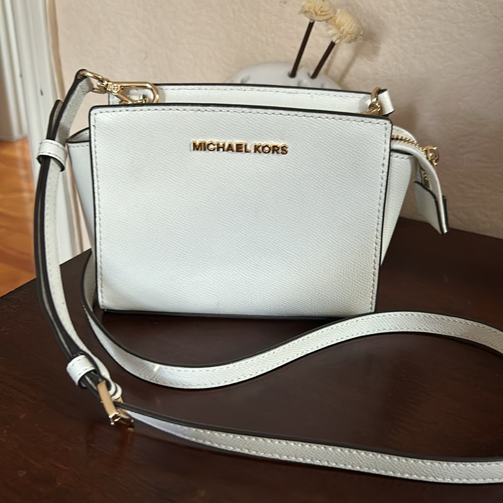 Michael Kors White Saffiano leather crossbody bag